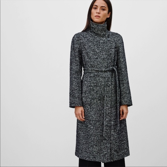 Babaton Jackets & Blazers - Aritzia Babaton Jacoby Tweed Coat - Size Medium